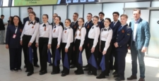 Курсанты Хабаровского филиала СПбГУ ГА выступили в аэропорту с праздничным концертом в честь Дня Победы Курсанты Хабаровского филиала СПбГУ ГА выступили в аэропорту с праздничным концертом в честь Дня Победы